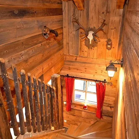 Chalet Steinbock, St Martin Am Tennengebirge Gasthof