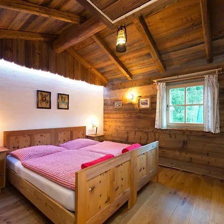 Chalet Chalet Steinbock, St Martin Am Tennengebirge