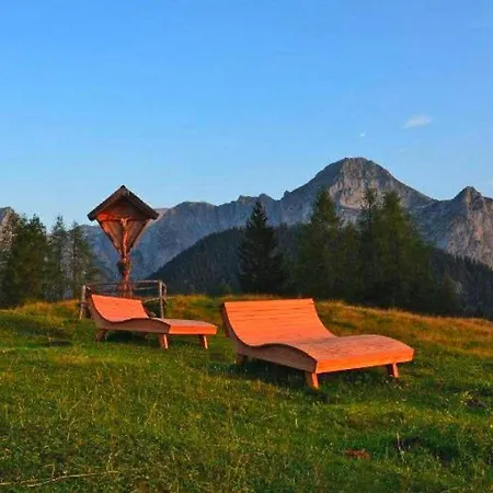 Chalet Steinbock, St Martin Am Tennengebirge Gasthof